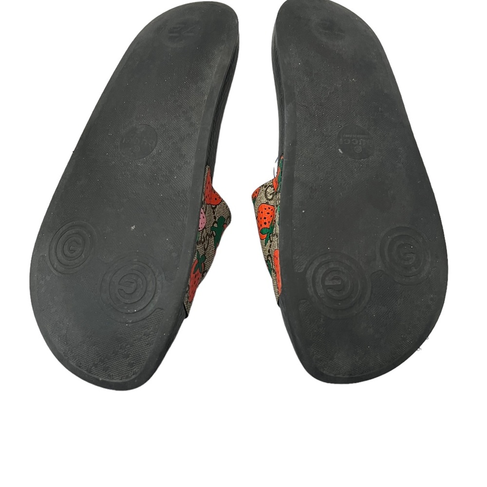 Gucci Black and Brown Strawberry Sandals - Picture 7 of 14